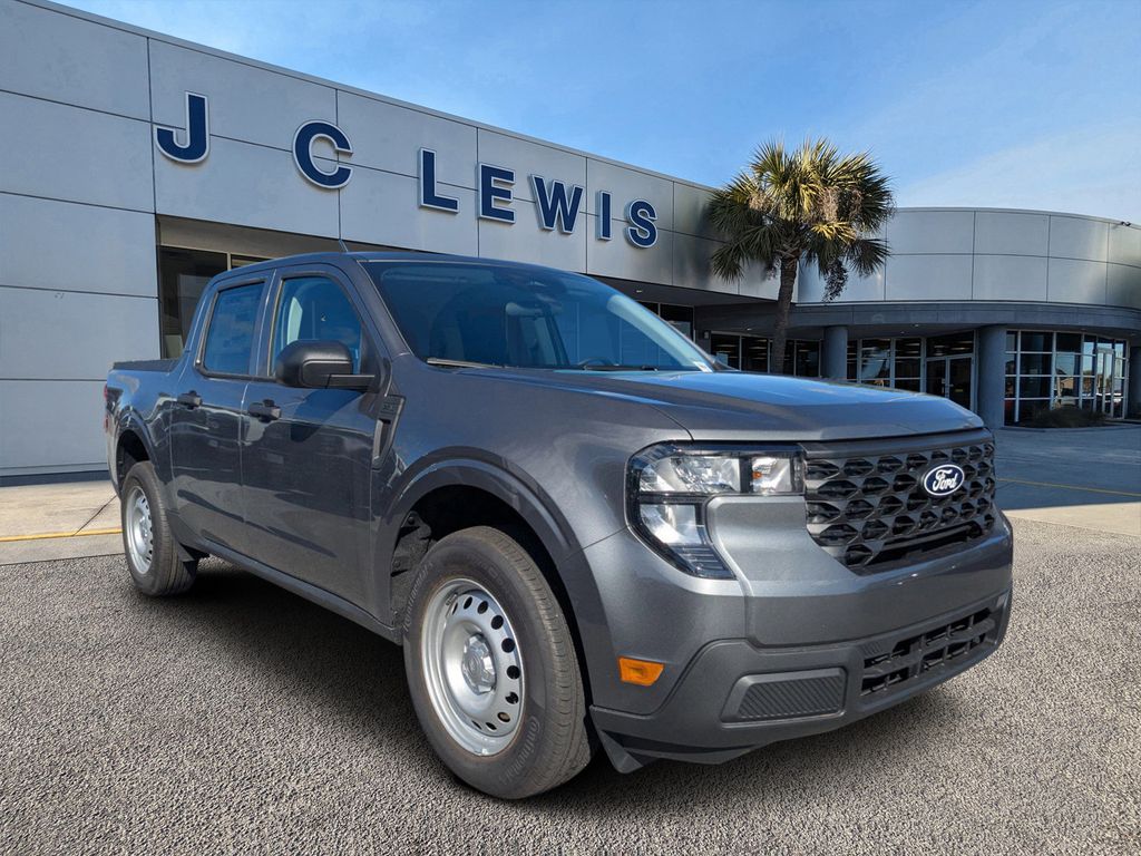 2025 Ford Maverick XL's photo