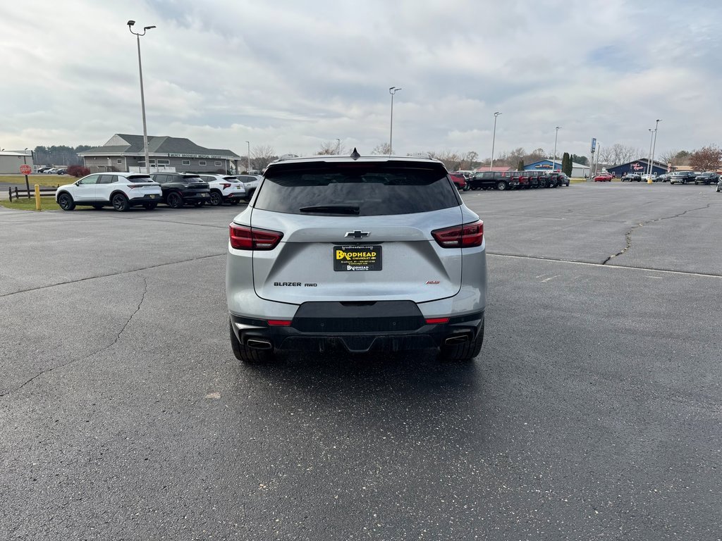 2024 Chevrolet Blazer RS photo 4