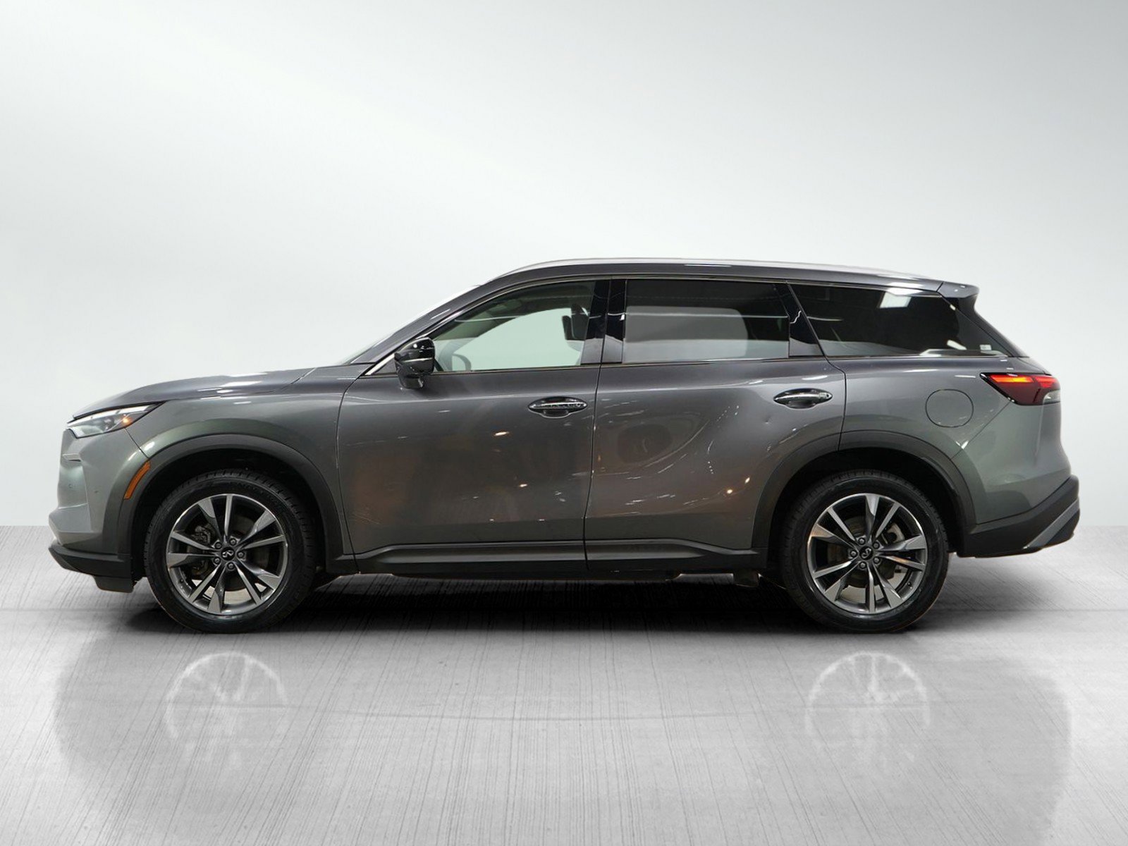 Used 2023 INFINITI QX60 LUXE with VIN 5N1DL1FSXPC367936 for sale in Wayzata, Minnesota