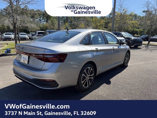 2026 Volkswagen Jetta Sport photo 4