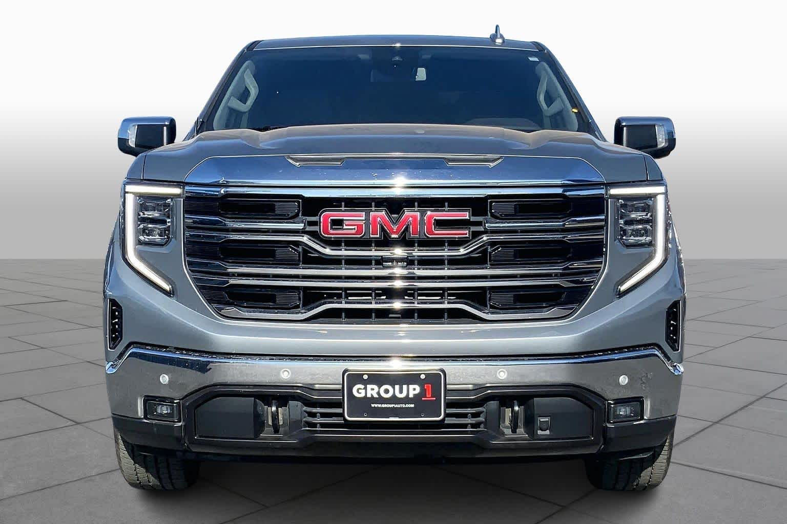 2023 Gmc Sierra 1500 SLT photo 3