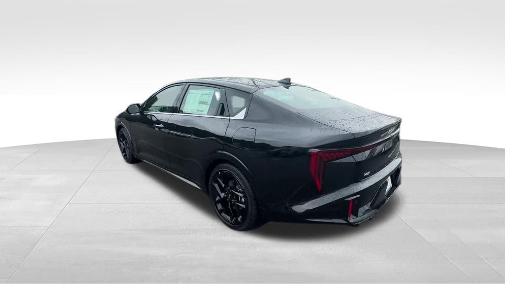 2025 Kia K4 GT-Line Turbo photo 3