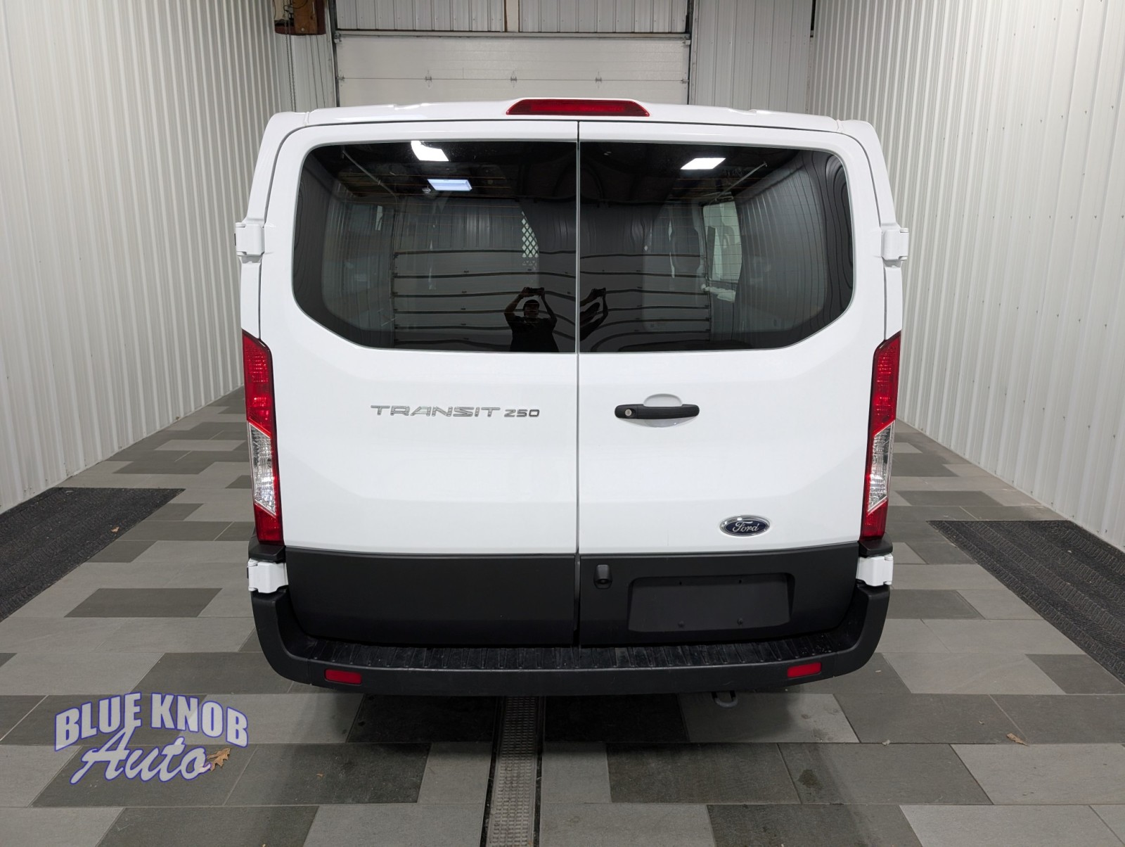 2024 Ford Transit Cargo Van photo 2