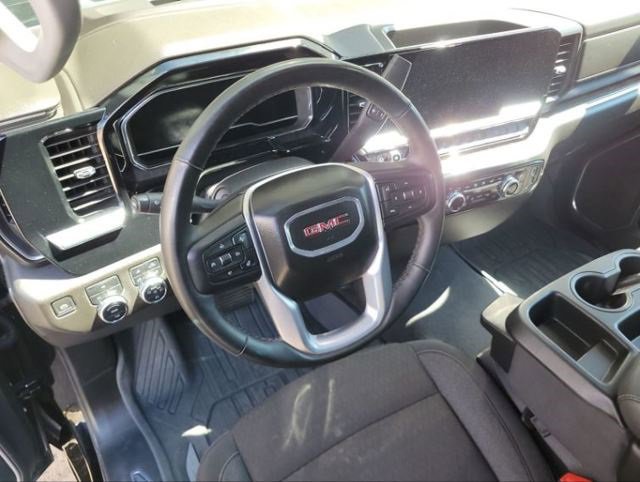 2024 Gmc Sierra 2500 HD SLE photo 3