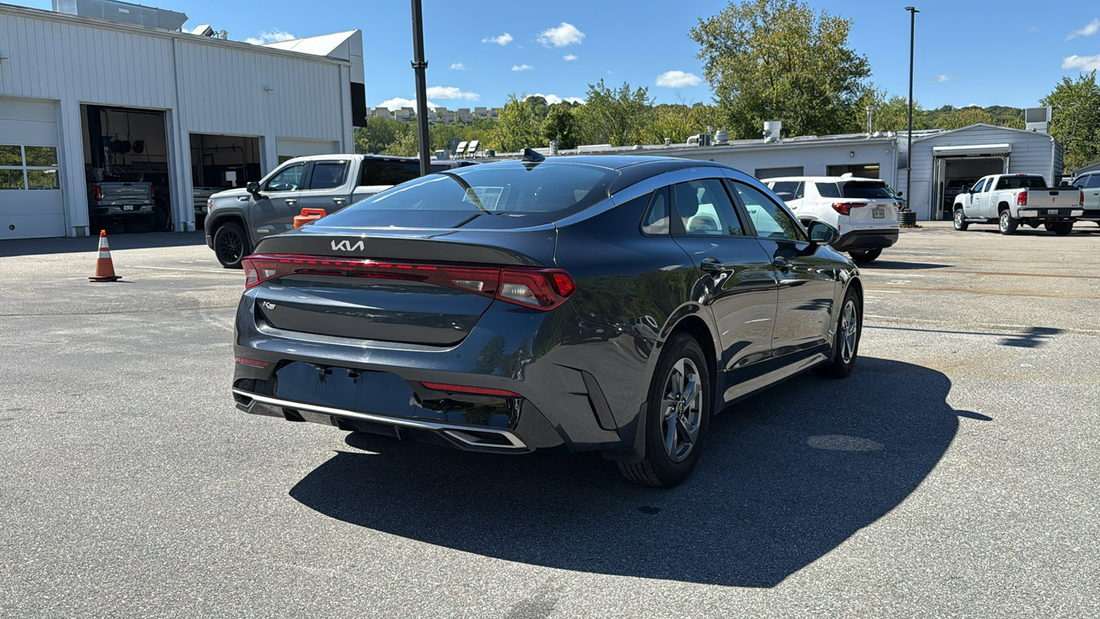2022 Kia K5 LXS photo 3