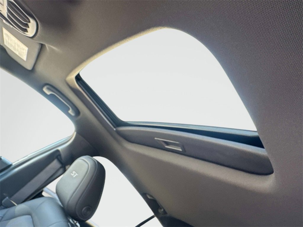 2025 Buick Envista ST photo 28