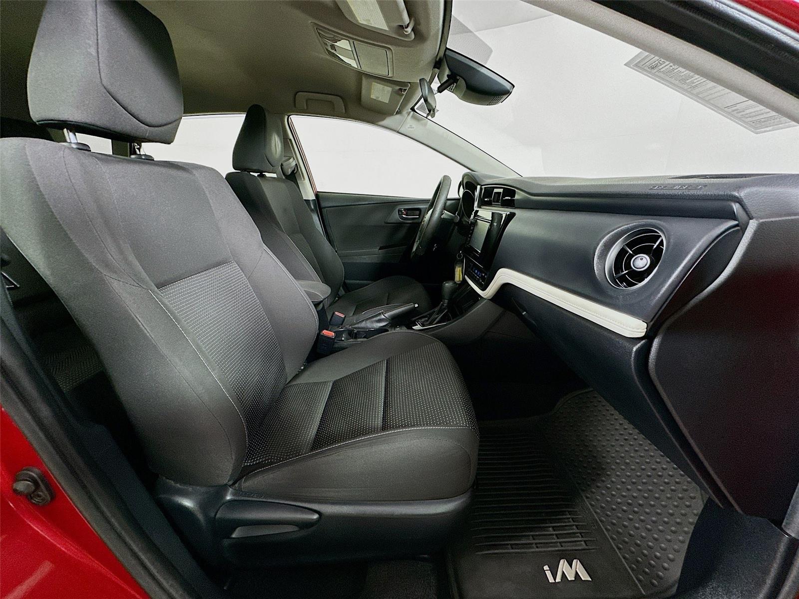 2017 Toyota Corolla iM Base photo 25
