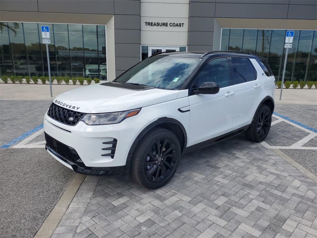 2025 Land Rover Discovery Sport Dynamic SE's photo