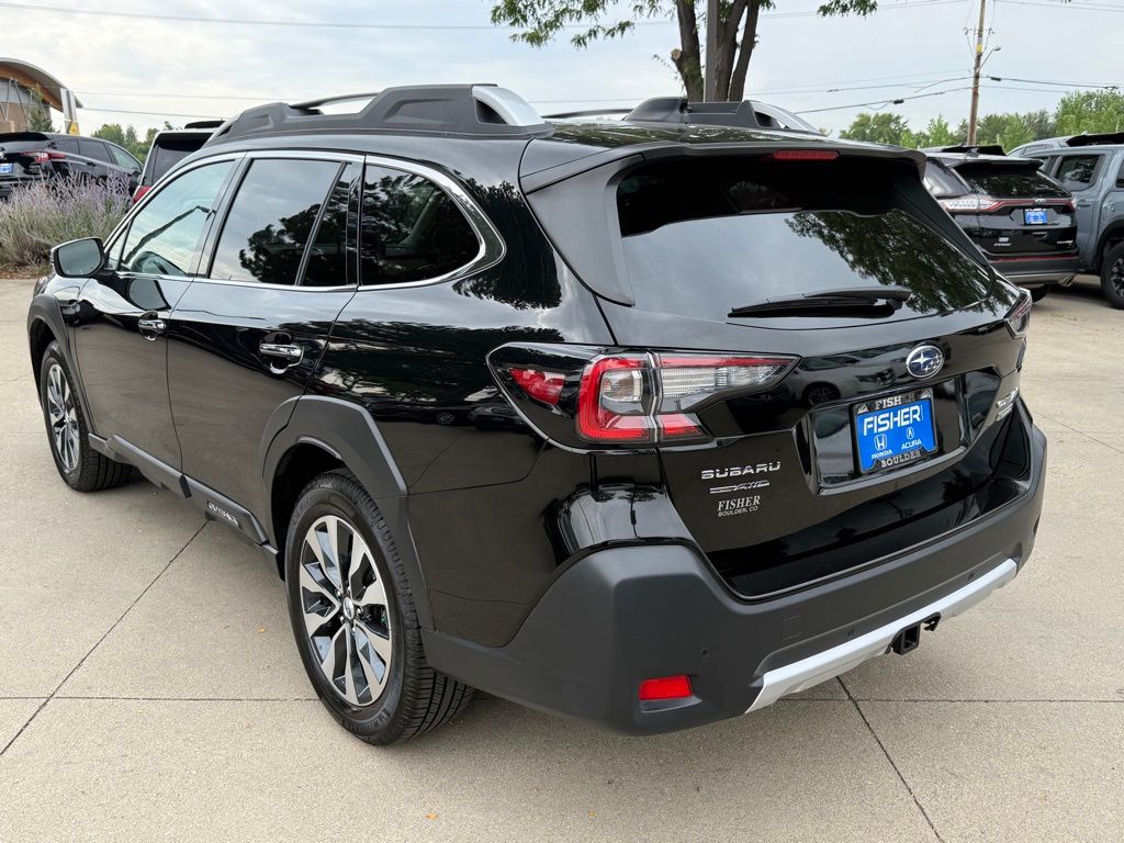 2023 Subaru Outback Touring photo 2