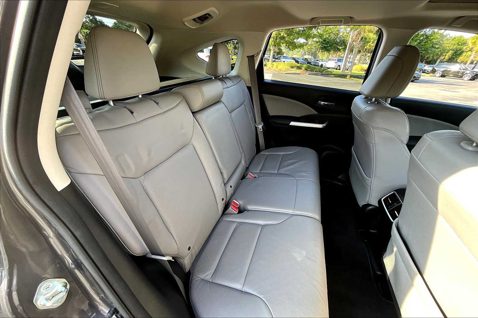 2015 Honda CR-V EX-L photo 19