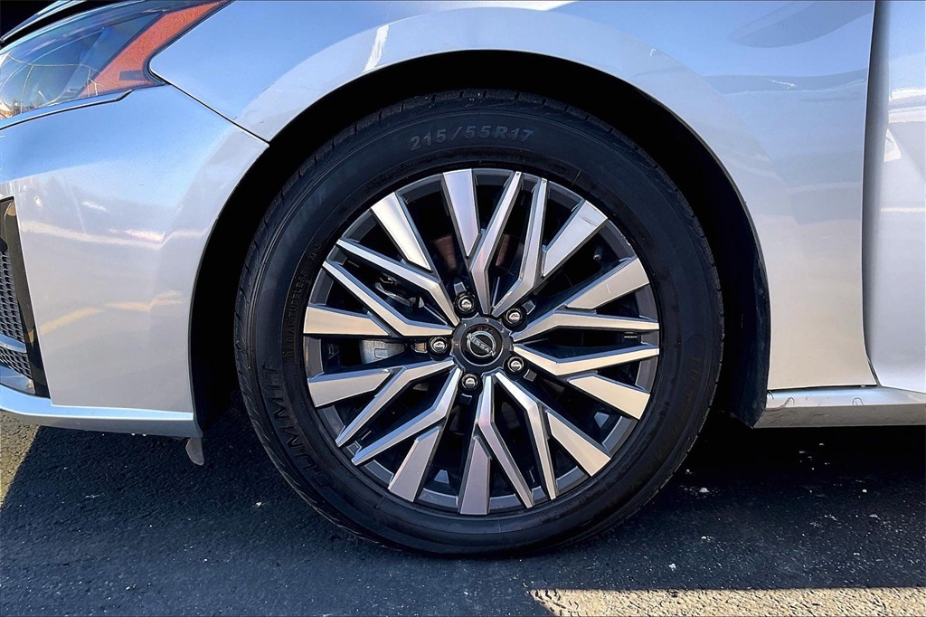 2023 NISSAN ALTIMA - Image 7