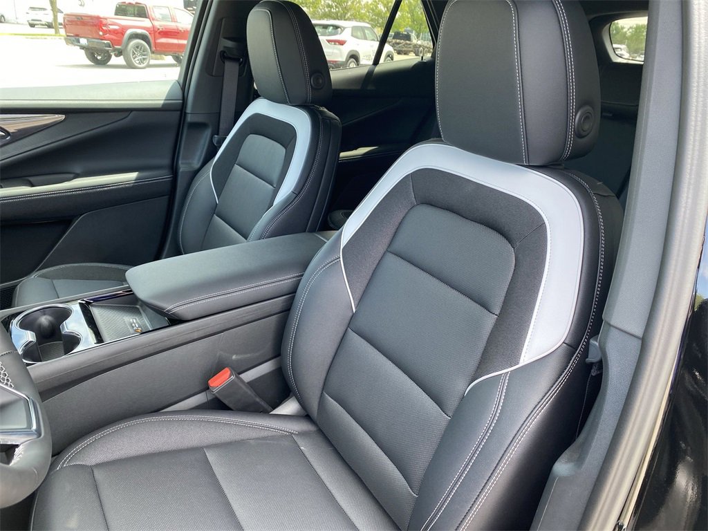 2025 Chevrolet Blazer EV photo 18
