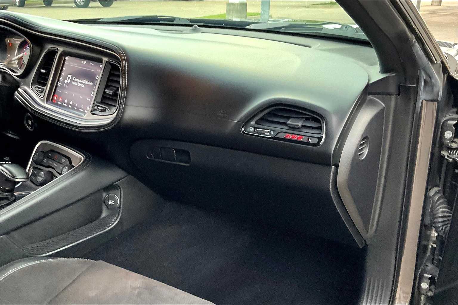 2021 Dodge Challenger R/T Scat Pack photo 17
