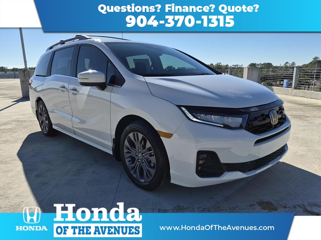 2026 Honda Odyssey Touring's photo