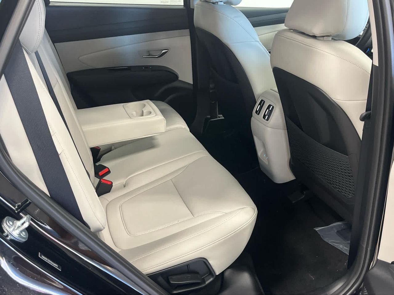 2025 Hyundai Tucson Limited photo 25