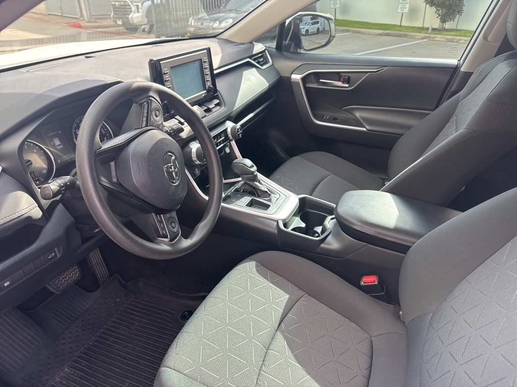 Used 2020 Toyota RAV4 XLE with VIN 2T3W1RFV7LC046618 for sale in Northfield, Minnesota