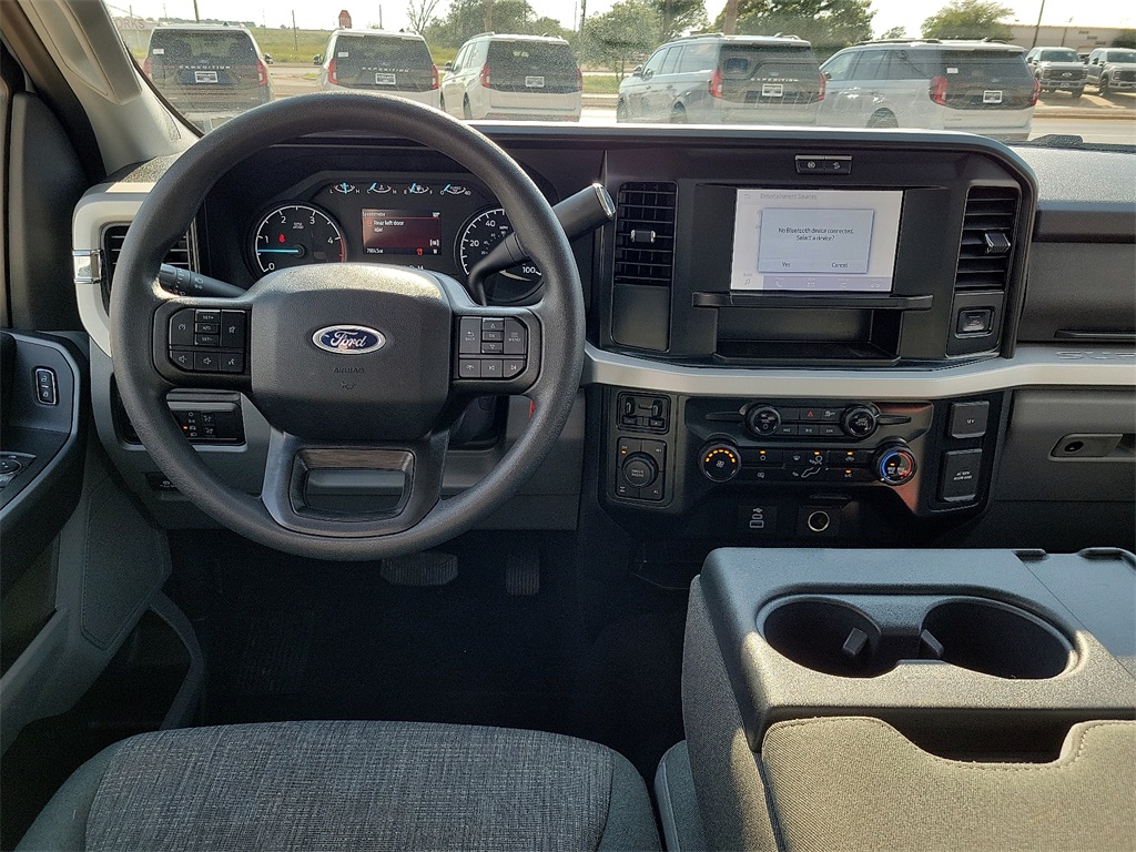 2025 Ford F-250 XLT photo 17