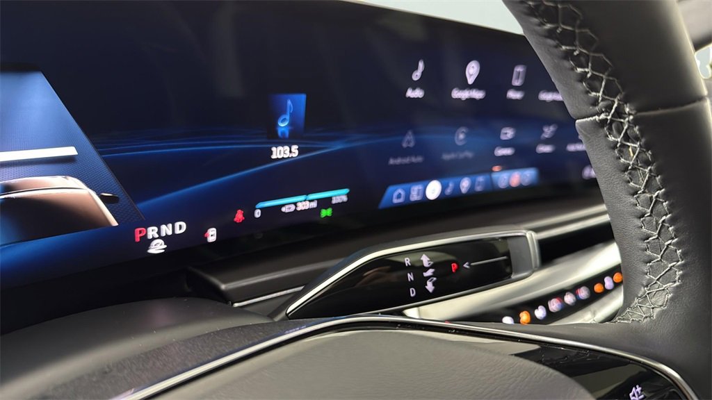 2024 Cadillac Lyriq Tech photo 21