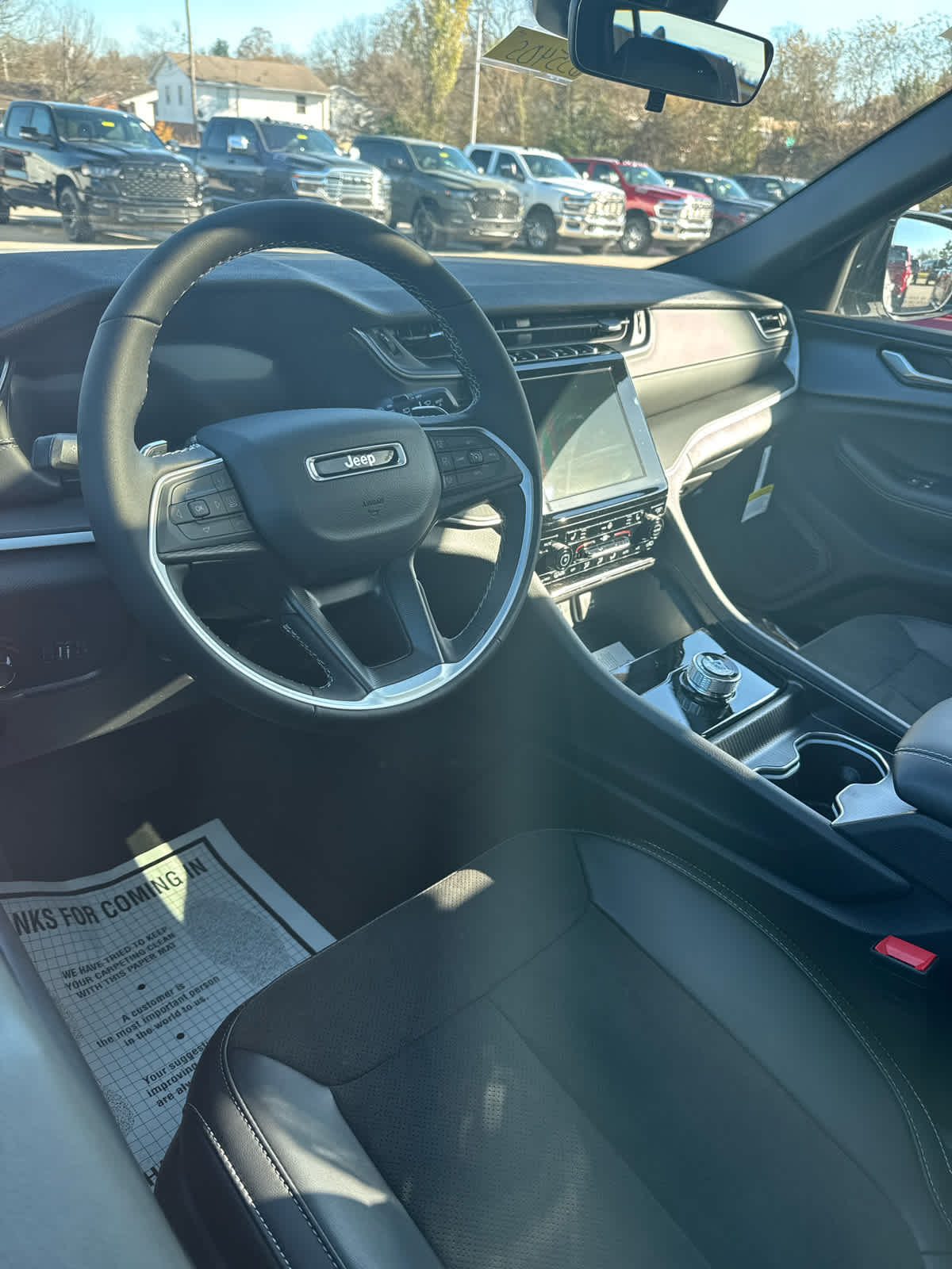 2025 Jeep Grand Cherokee Altitude X photo 3