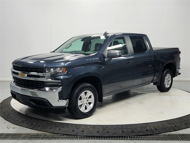 2020 Chevrolet Silverado 1500 LT photo 3