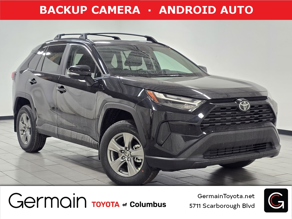 2025 Toyota RAV4 XLE's photo