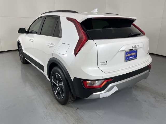 2025 Kia Niro EX photo 4