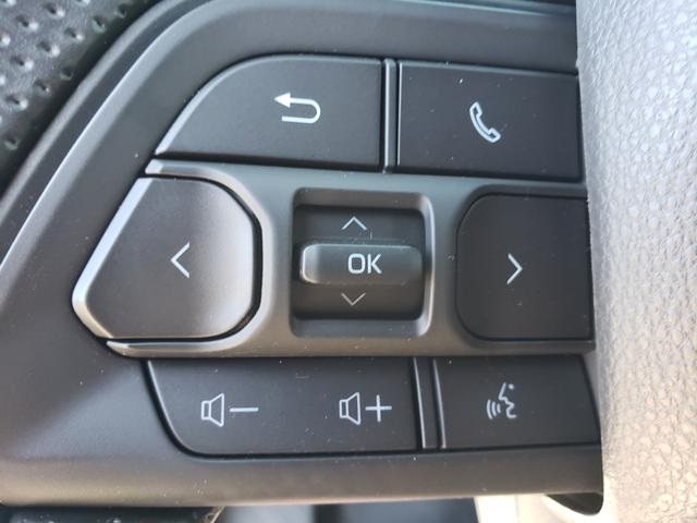 2025 Toyota Tacoma SR5 4x4 Double Cab photo 17