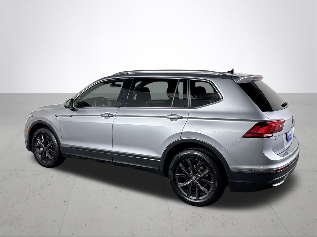 2024 Volkswagen Tiguan SE Wolfsburg Edition photo 8