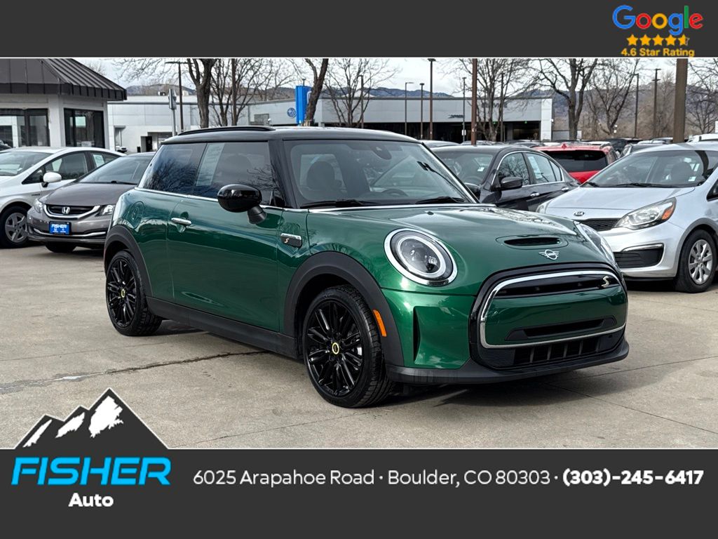 2023 MINI Hardtop 2 Door SE's photo