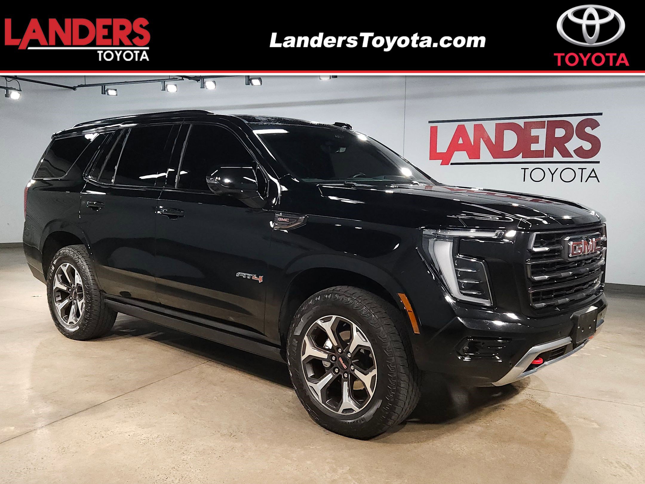 2025 GMC Yukon AT4 Ultimate's photo