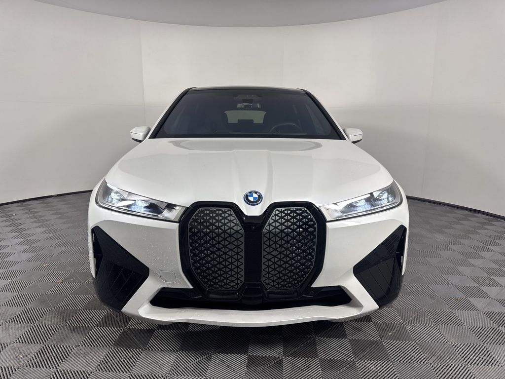 Used 2024 BMW iX Base with VIN WB523CF08RCN55357 for sale in Bloomfield Hills, MI