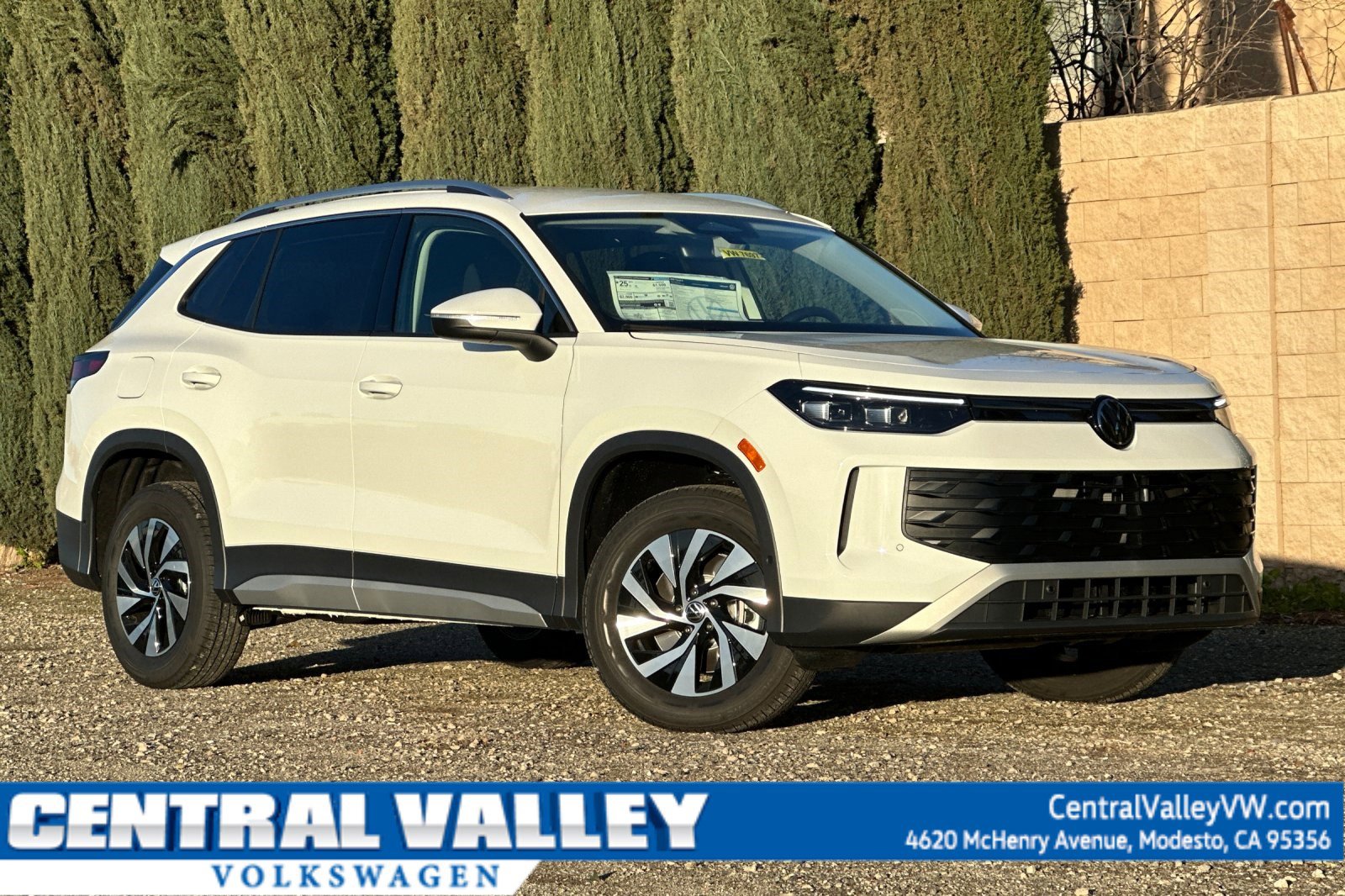 2026 Volkswagen Tiguan S's photo