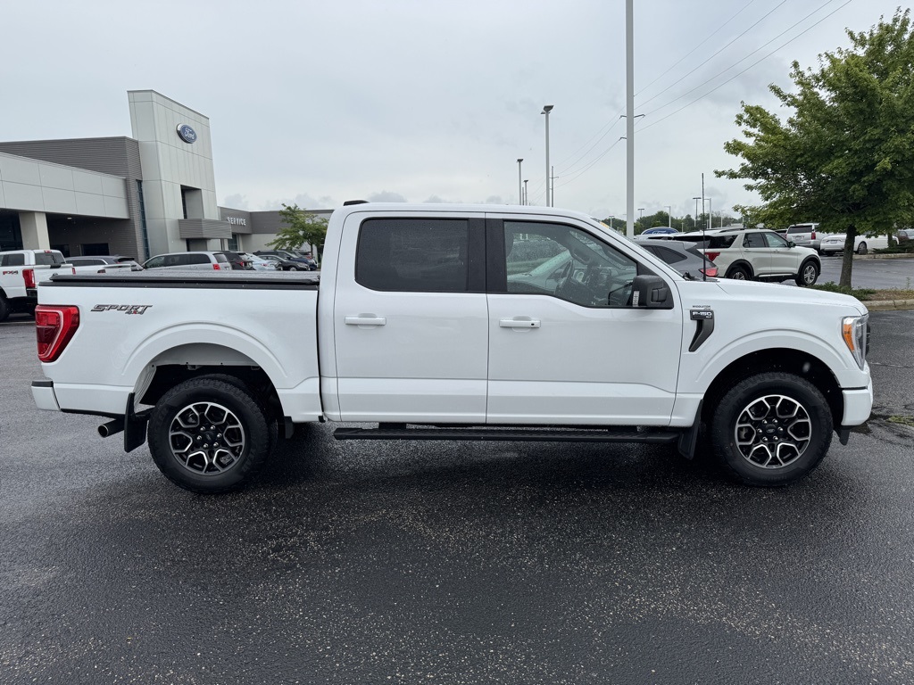 2023 Ford F-150 XLT photo 3