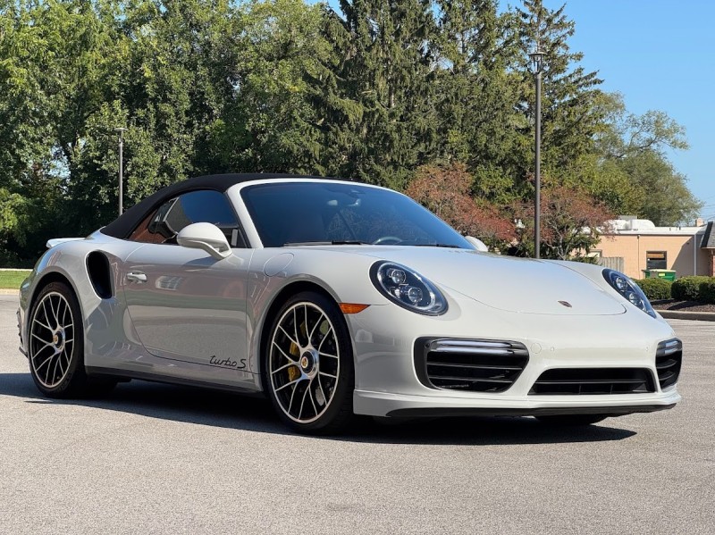 2019 Porsche 911 Turbo photo 2