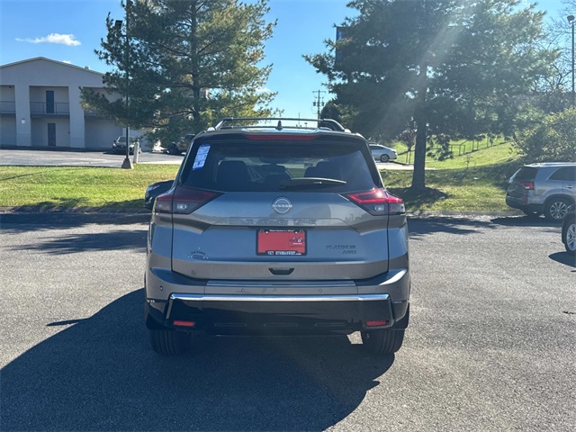 2026 Nissan Rogue Platinum photo 4