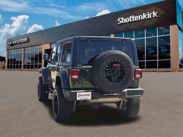 2021 Jeep Wrangler Unlimited Willys photo 8