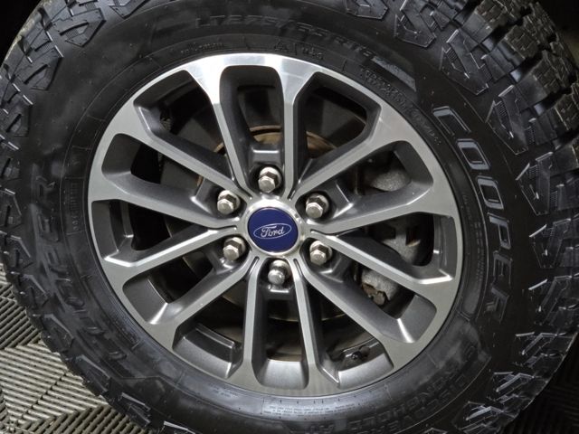 2019 Ford F-150 XLT photo 10