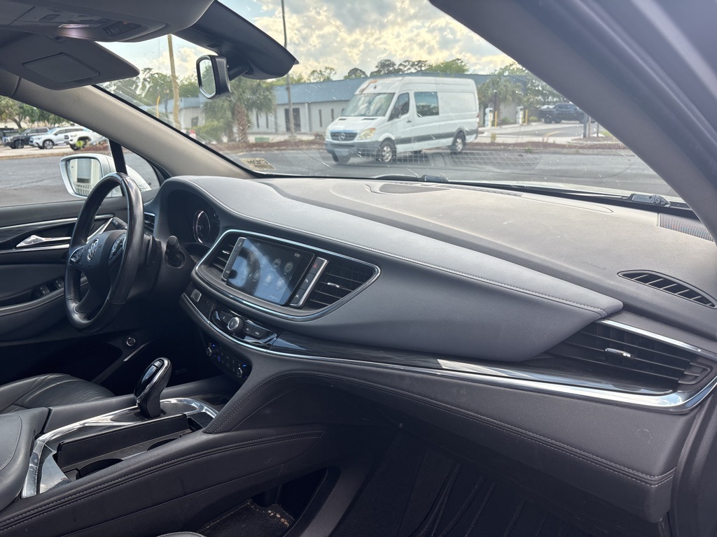 2019 Buick Enclave Premium photo 8