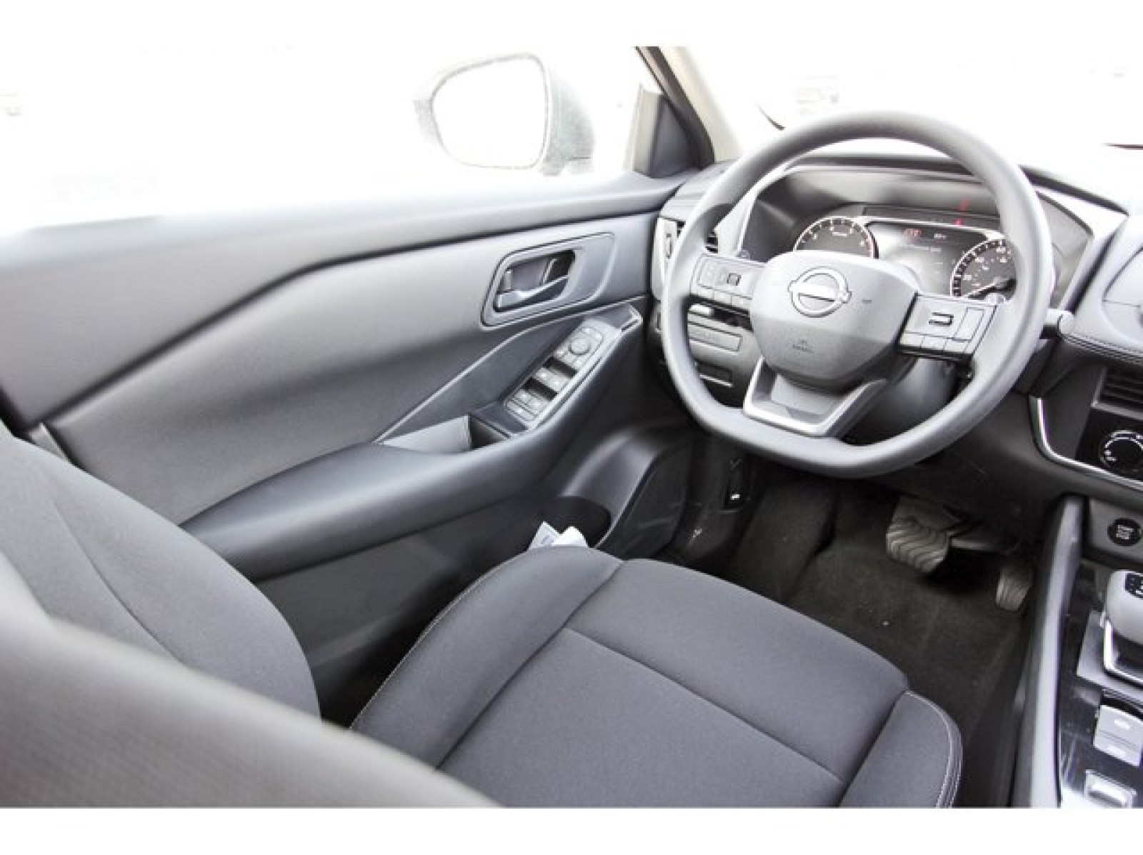 2026 Nissan Rogue S White at Robbins Nissan