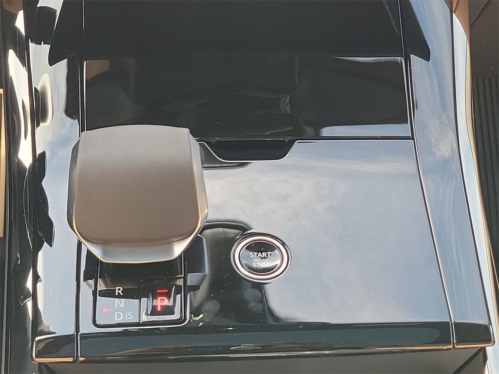 2025 Land Rover Range Rover Sport SE photo 18