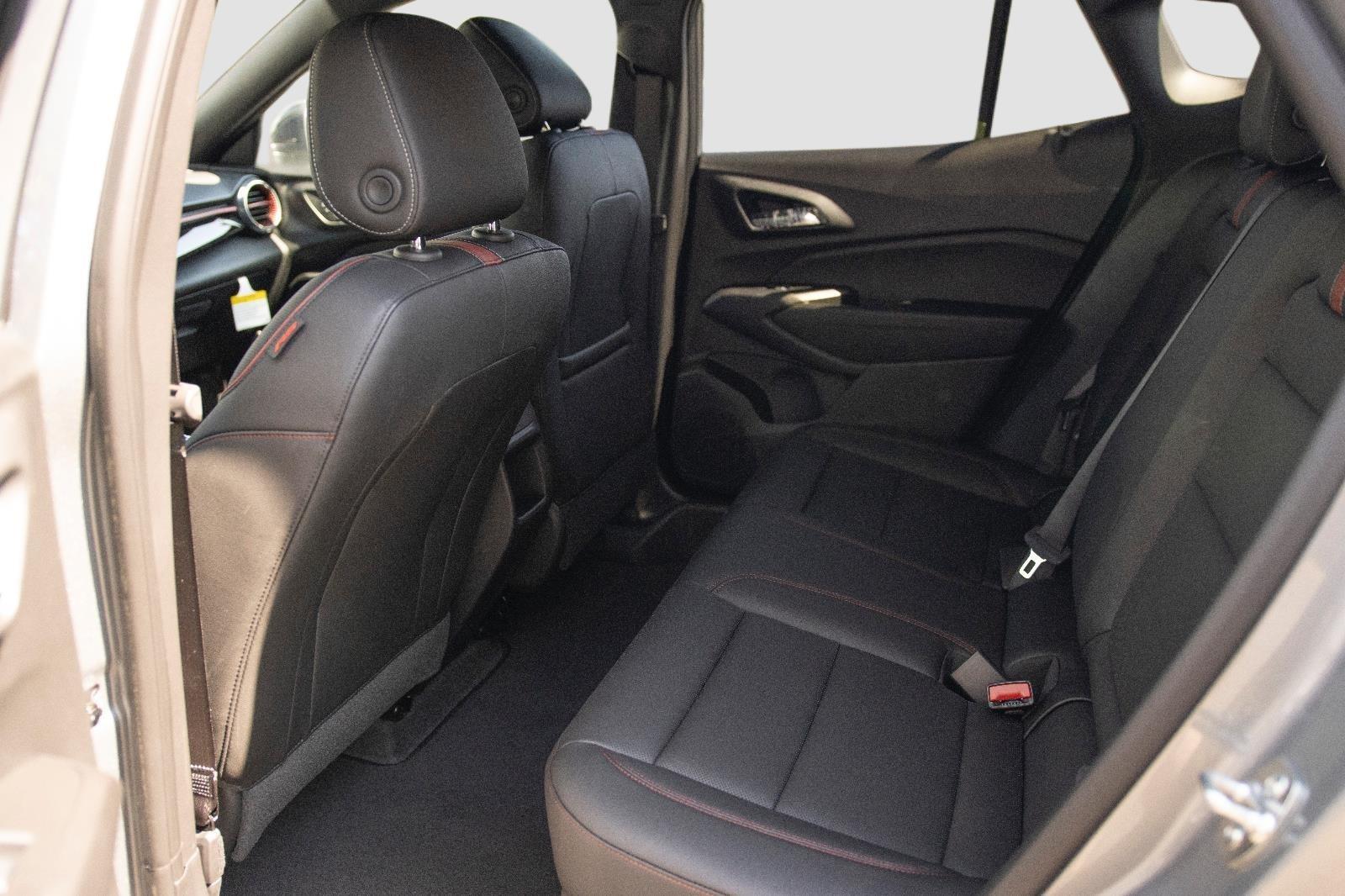 2025 Chevrolet Trax photo 21