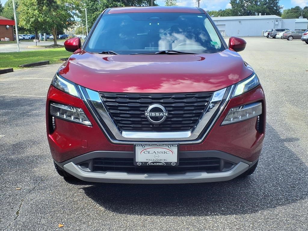 2023 Nissan Rogue SV photo 2