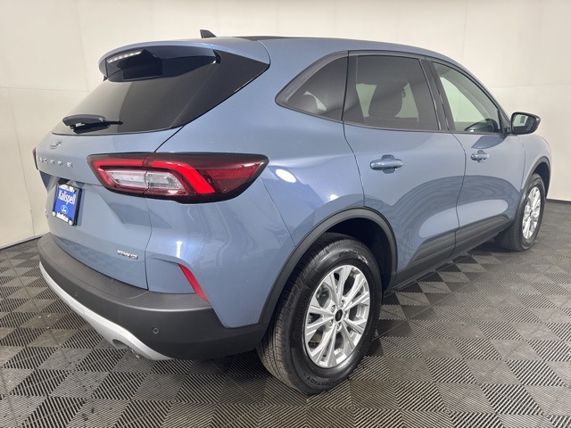 2025 Ford Escape Active photo 2
