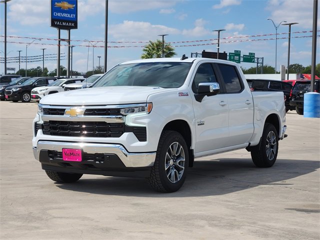 2026 Chevrolet Silverado 1500 LT photo 2