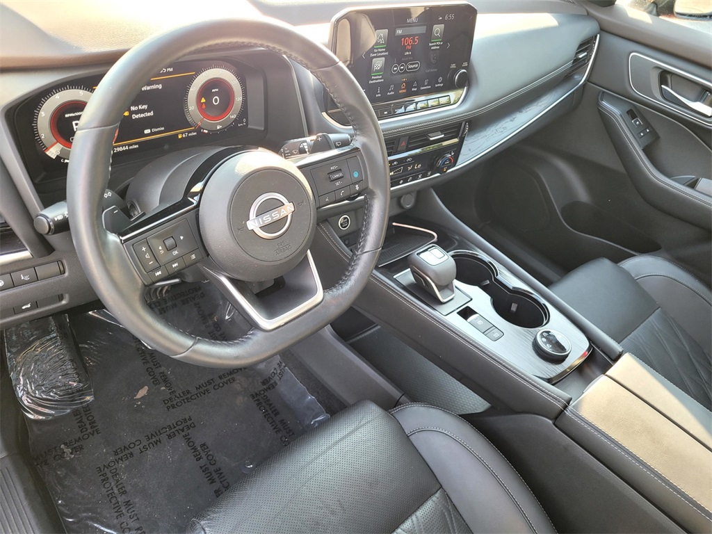 2022 Nissan Rogue Platinum photo 13