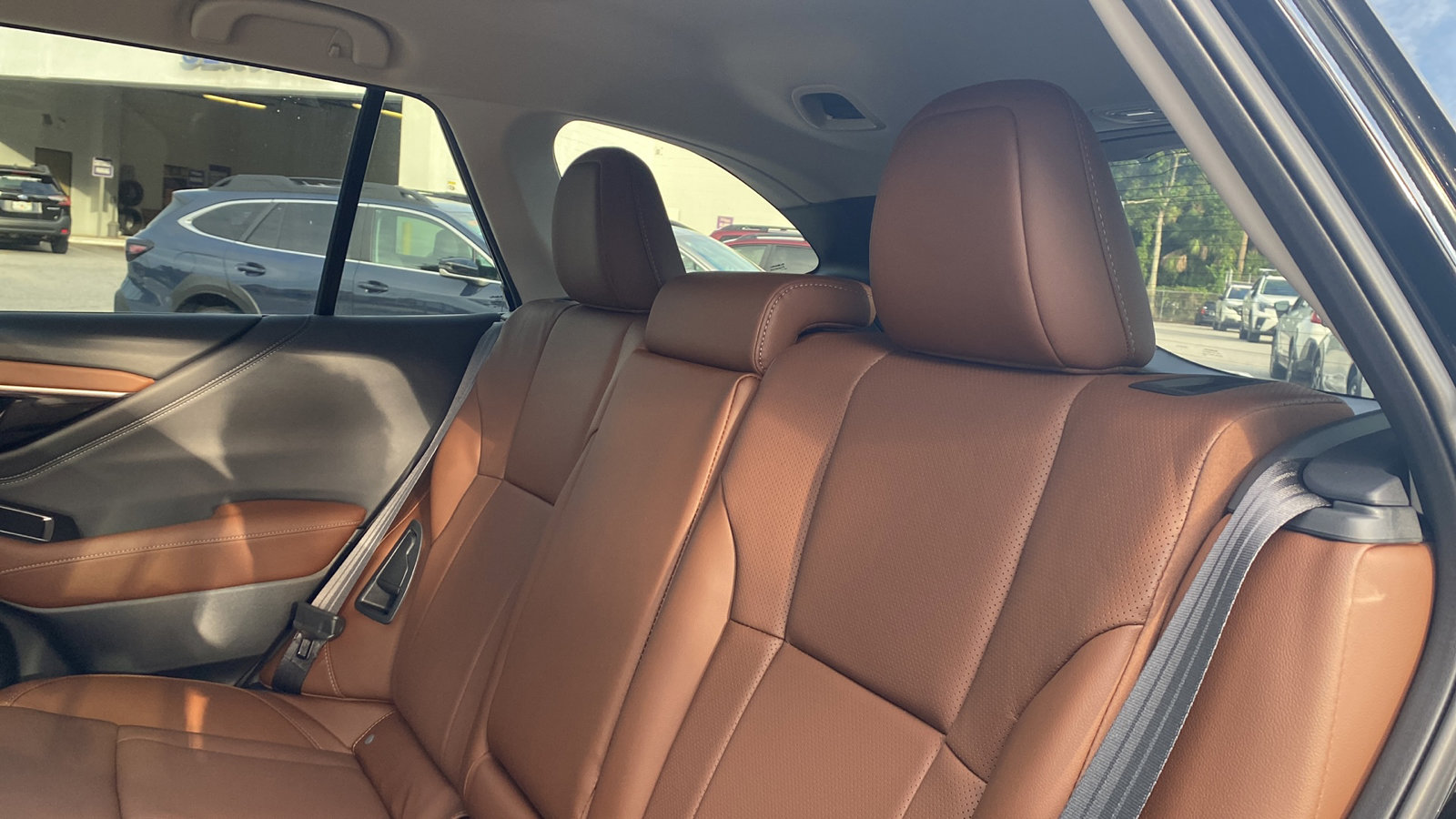 2025 Subaru Outback Touring photo 21