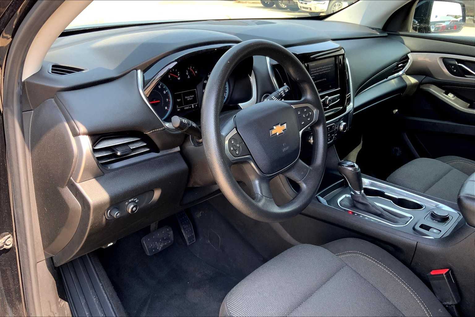 2020 Chevrolet Traverse LS photo 14