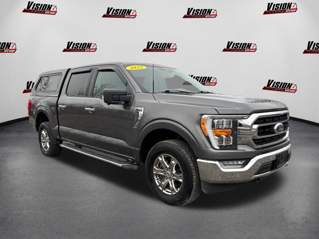 2022 Ford F-150 XLT photo 2