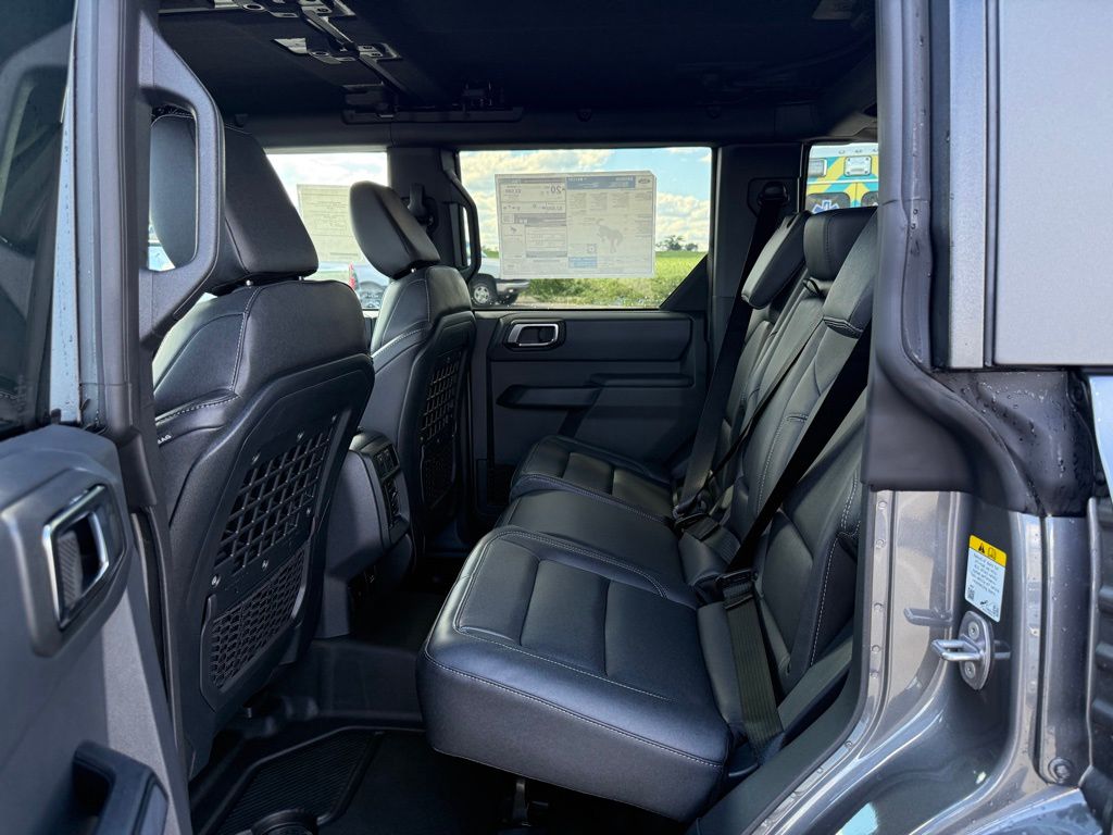 2025 Ford Bronco Big Bend photo 8