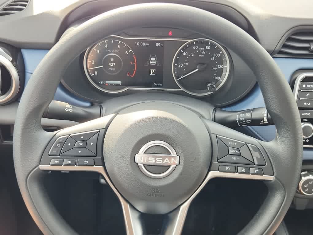 2025 Nissan Versa SV photo 9